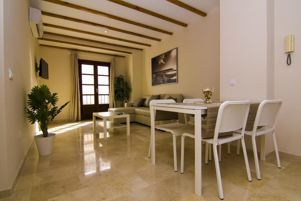 Apartamentos Centro Puerto De Santa Maria 엘푸에르토데산타마리아 객실 사진