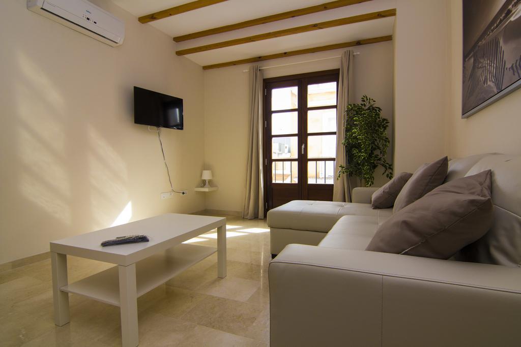 Apartamentos Centro Puerto De Santa Maria 엘푸에르토데산타마리아 객실 사진