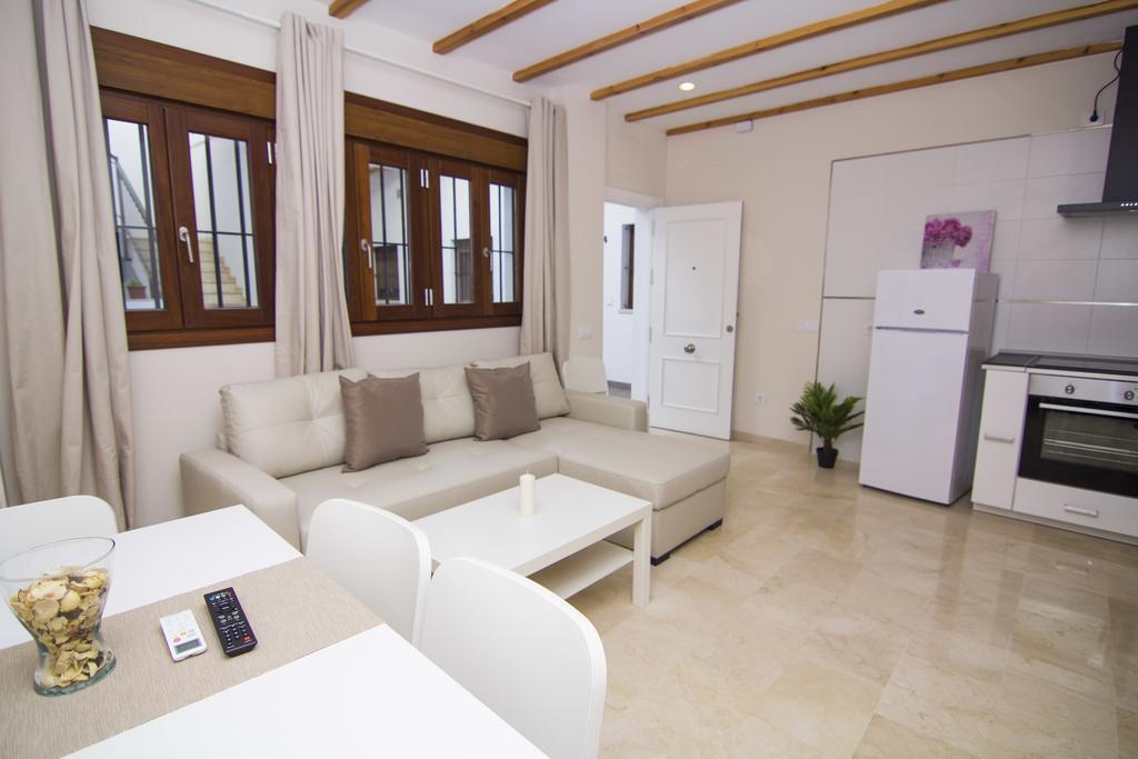Apartamentos Centro Puerto De Santa Maria 엘푸에르토데산타마리아 객실 사진