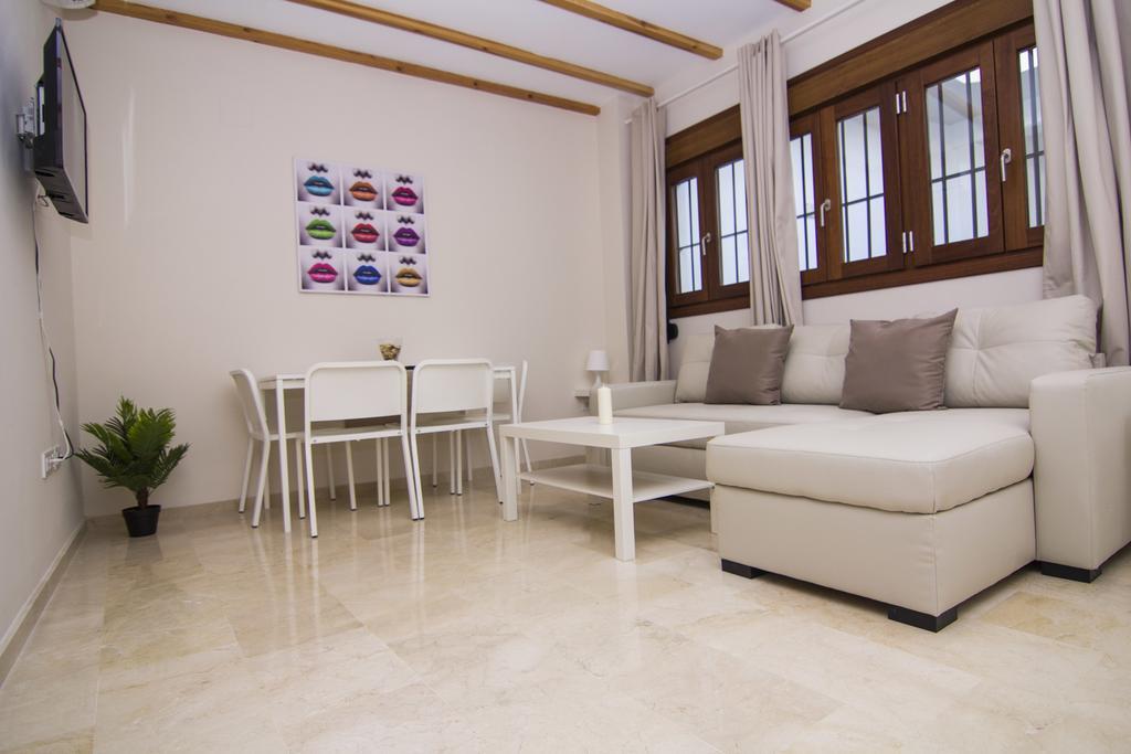 Apartamentos Centro Puerto De Santa Maria 엘푸에르토데산타마리아 객실 사진