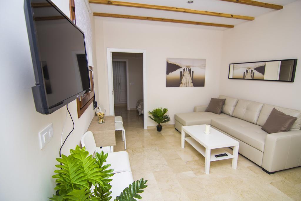Apartamentos Centro Puerto De Santa Maria 엘푸에르토데산타마리아 객실 사진