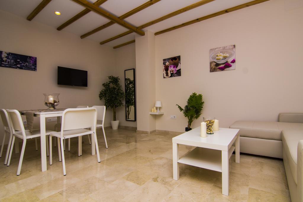 Apartamentos Centro Puerto De Santa Maria 엘푸에르토데산타마리아 객실 사진