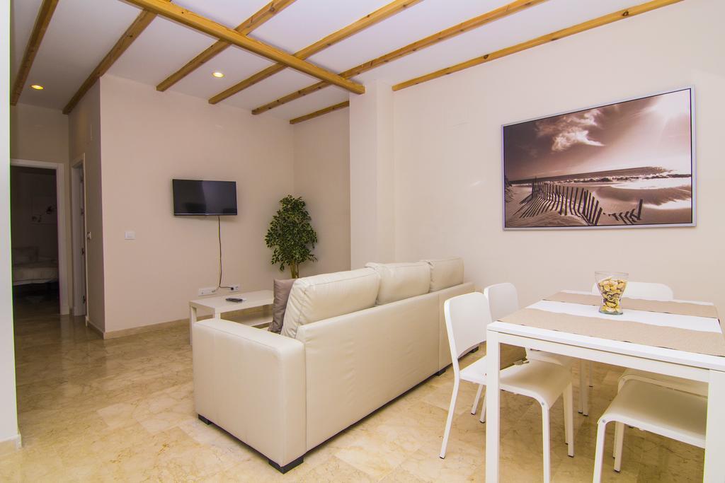 Apartamentos Centro Puerto De Santa Maria 엘푸에르토데산타마리아 객실 사진