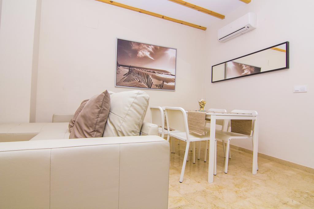Apartamentos Centro Puerto De Santa Maria 엘푸에르토데산타마리아 객실 사진